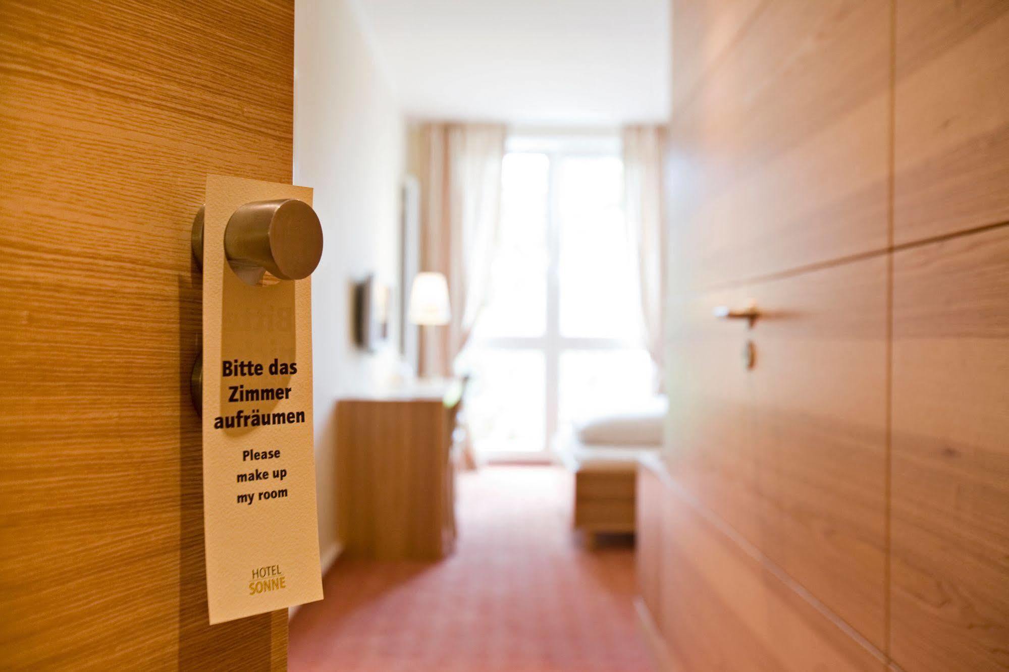 Hotel Sonne Rheda-Wiedenbrueck Exterior photo